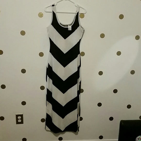 Black and white chevron  maxi dress