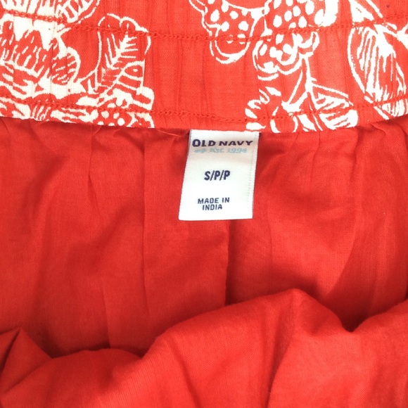 Old Navy Red Floral Skirt - Picture 3 of 4