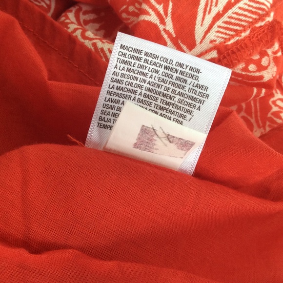 Old Navy Red Floral Skirt - Picture 4 of 4