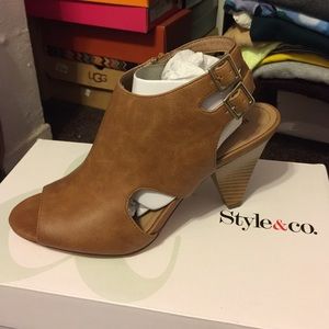 Style &I Could Tan Heels