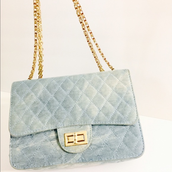 SOLD🔴Denim Shoulder Clutch 👛
