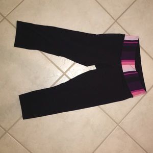 Lululemon mid-length crop leggings