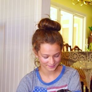 Meet your Posher, Victoria