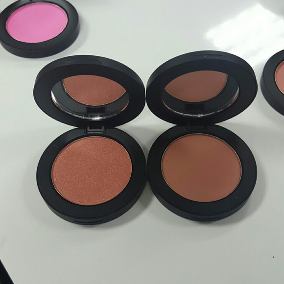 Blush, Sunkissed Frost shimmer, Rosey brown matte
