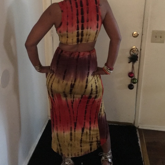 🆕 Tye dyed maxi. - Picture 2 of 4