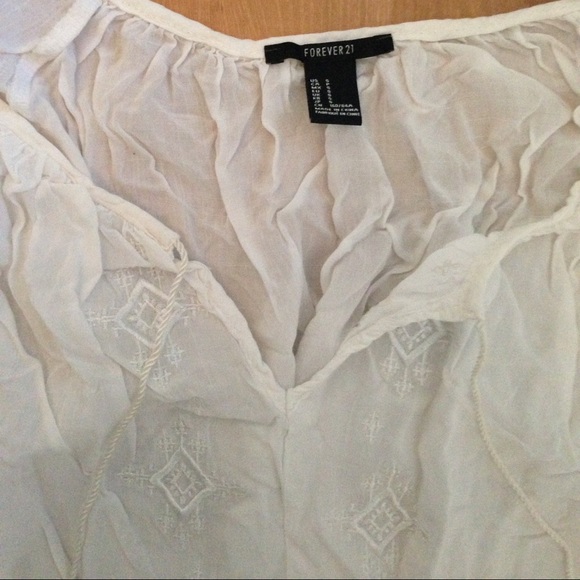 F21 embroidered white tassel peasant blouse - Picture 4 of 4