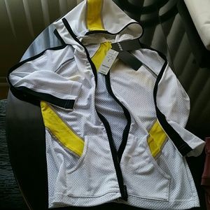 Brand New Bebe sport Be-Fit performance top hoodie