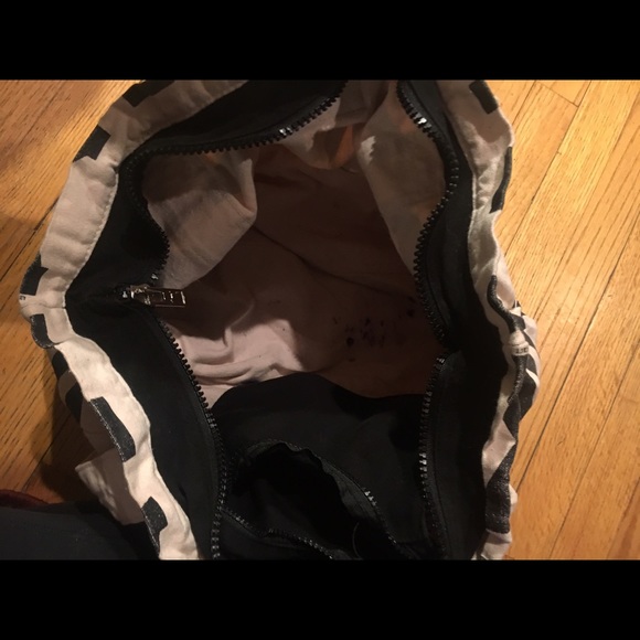 Victoria Secret Pink Bag - Picture 4 of 4