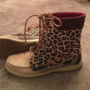 Leopard Sperry Boots