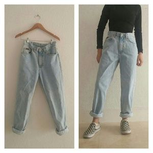 Vintage high waisted Lee mom jeans