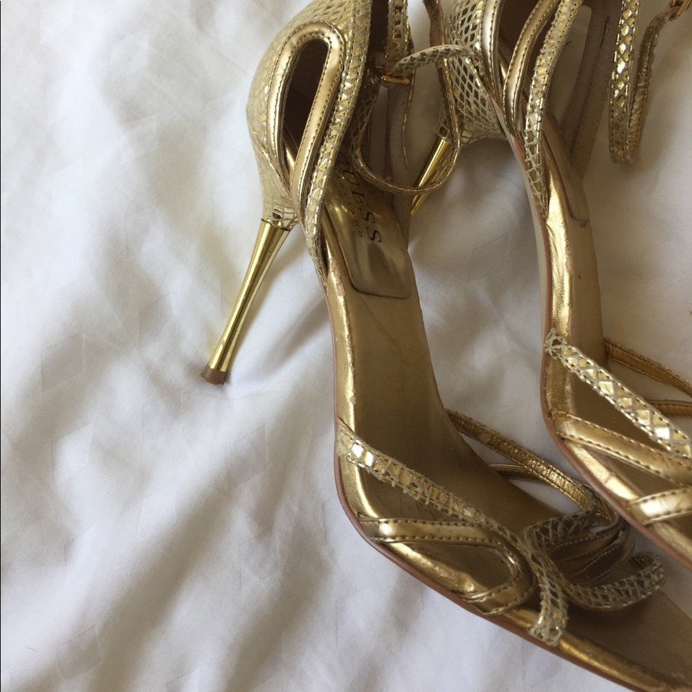 🚫SOLD🚫 Gwokanarra Guess by Marciano