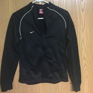 Black nike jacket