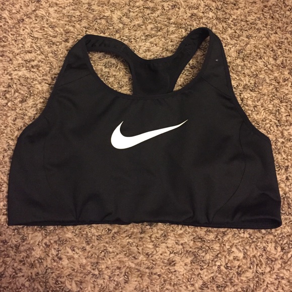 Black Nike sports bra