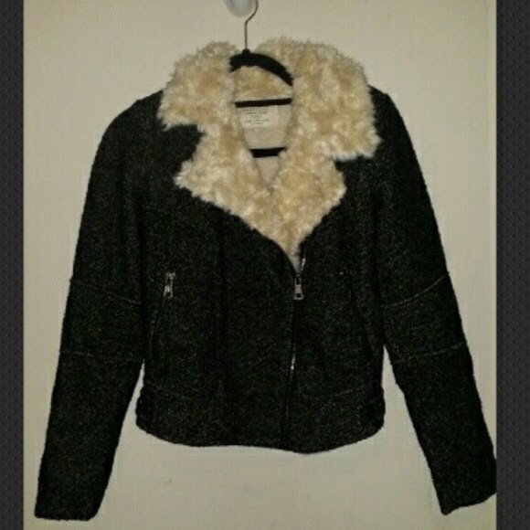 ZARA black tweed jacket with fur trim size XS