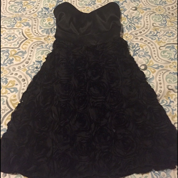 Black Cocktail dress with cute detail