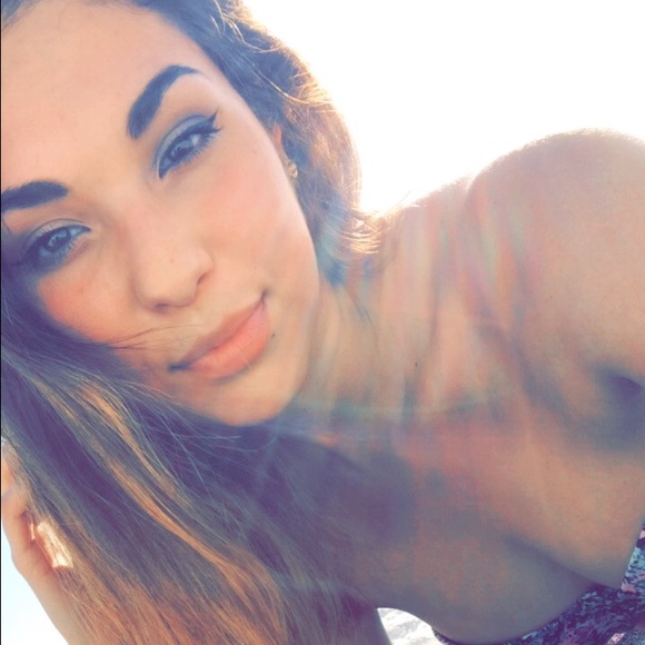 Meet your Posher, Elsa