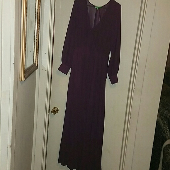 Plum Chiffon Maxi - Picture 2 of 3