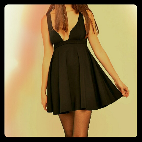 Alice & UO A-Line Eden black dress