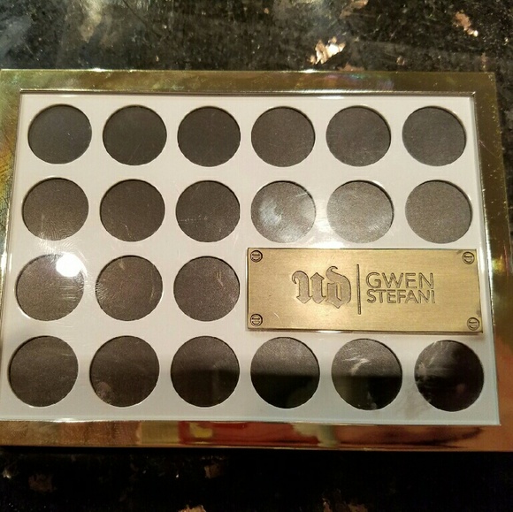 Barely Used Gwen Stefani Urban Decay Palette