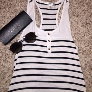 Super soft tank top! - LIKE NEW