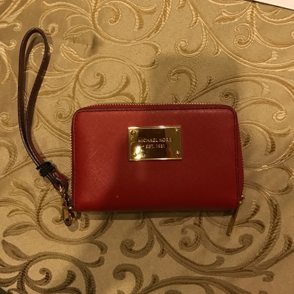 Michael Kors wristlet