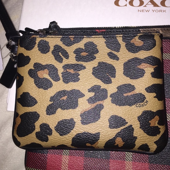 Trio of coach wristlet/clutch/pouch - Picture 4 of 4