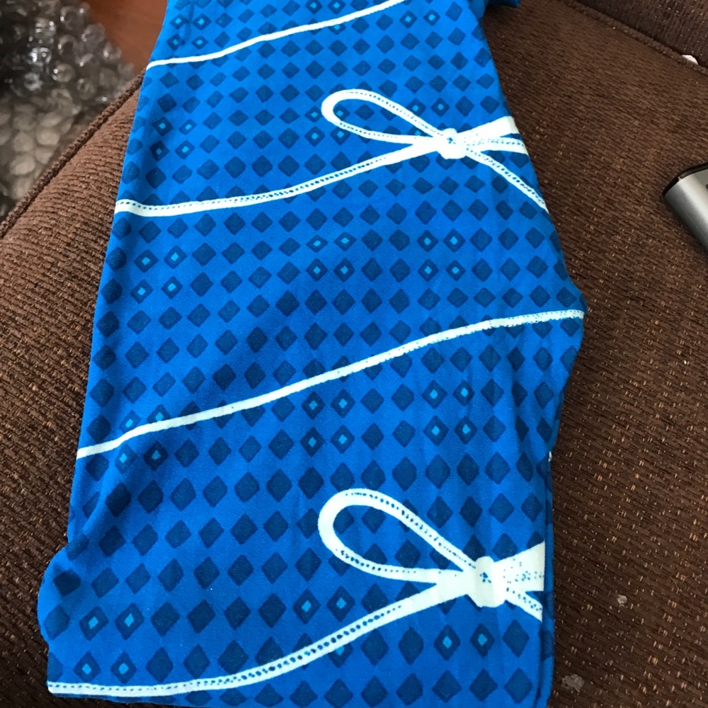 New Lularoe leggings!! - Picture 2 of 2