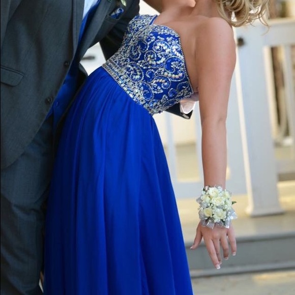 Prom Dress - Picture 1 of 2