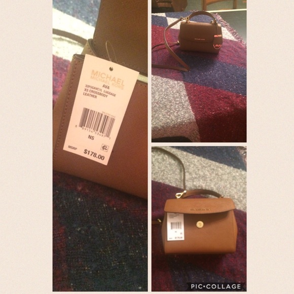 ‼️🆕‼️Michael Kors Ava XS Crossbody - Picture 4 of 4