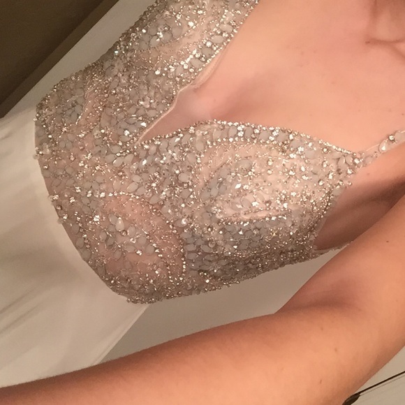 Stunning white JOVANI prom dress