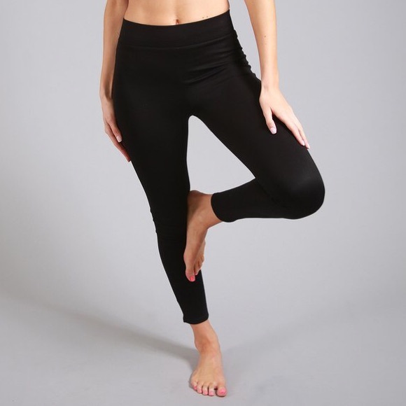 Riff Raff Intimates & Sleepwear - cropped lounge set π» Riff Raff Intimates & Sleepwear - cropped lounge set π»