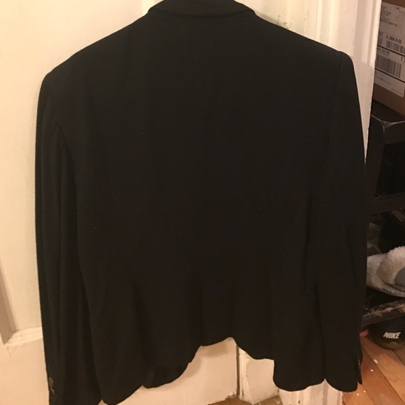 Zara Blazer - Picture 3 of 4