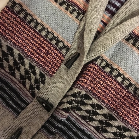 Patterned knit button up cardigan sweater - Picture 2 of 4