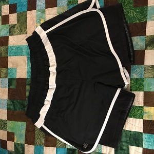 Athleta 2n1 running shorts size M
