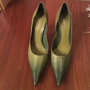 Green Nine West heels!