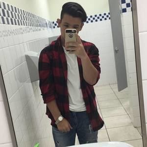 Meet your Posher, Edgardo