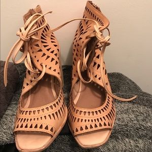 Jeffrey Campbell Rodillo-Hi Wedges
