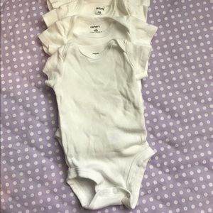 Carter's NB onesies set ✨🎈💖