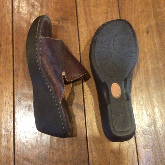 Chunky slip on sandals