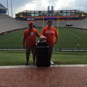 Meet your Posher, Cole