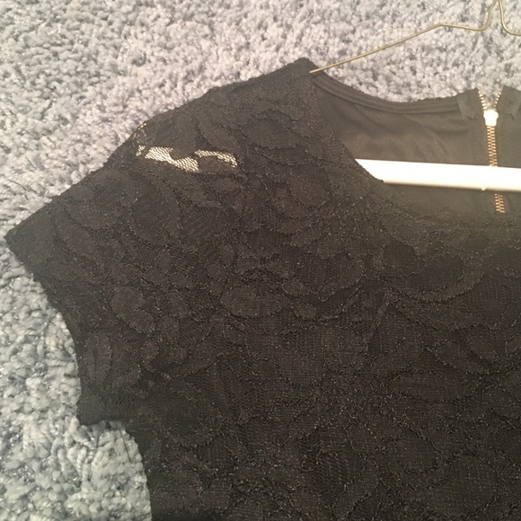 Romeo and Juliet black lace shirt - Picture 3 of 4