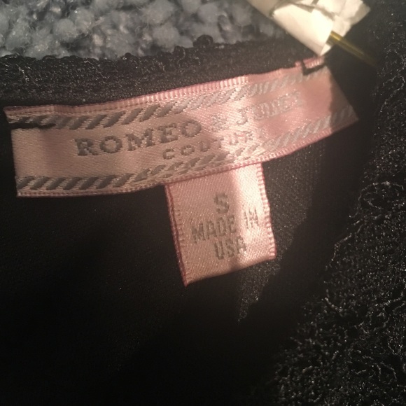 Romeo and Juliet black lace shirt - Picture 4 of 4