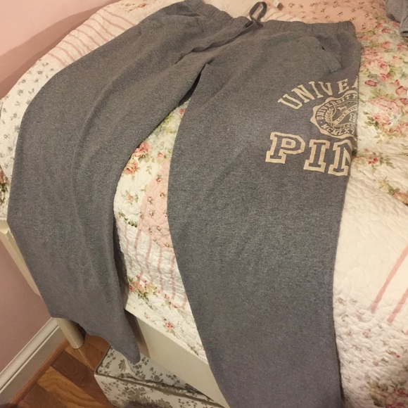 VS Pink Sweatpants! Super comfy😊