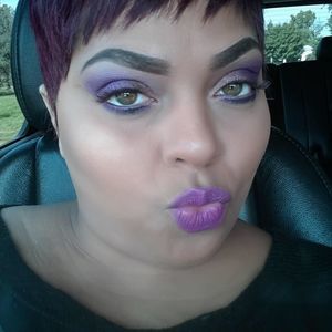 Meet your Posher, Ernestine