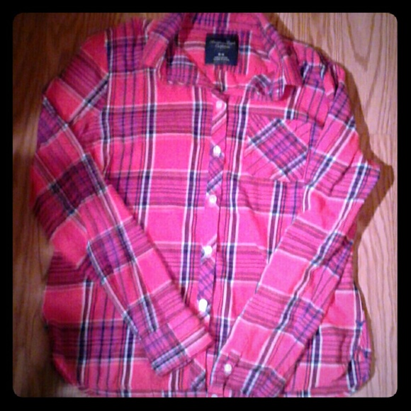 American Eagle plaid long sleeve