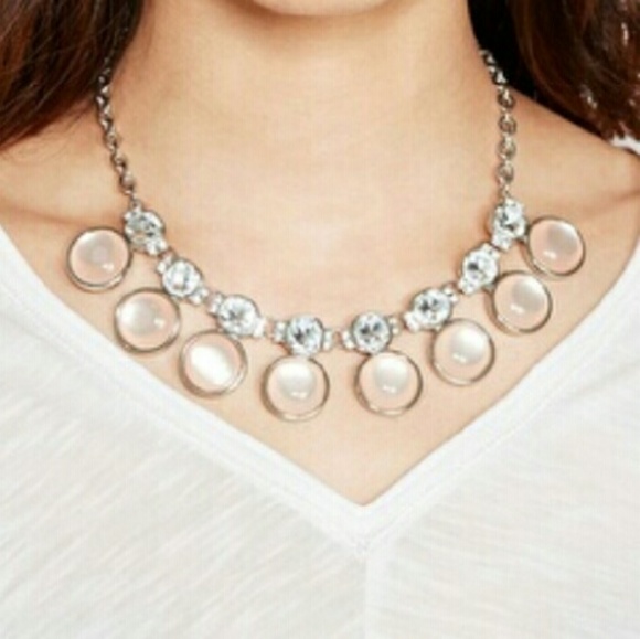 White House Black Market Bungalow Stone Statement.