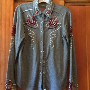 Stretchy button down collared shirt