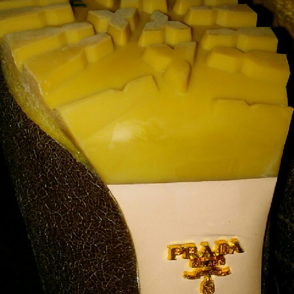 Prada shoes size 7 - Picture 4 of 4