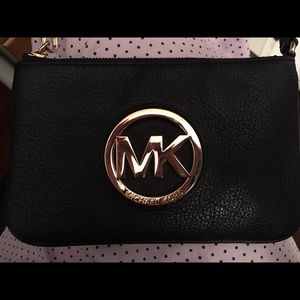 Michael Kors Wristlet Black