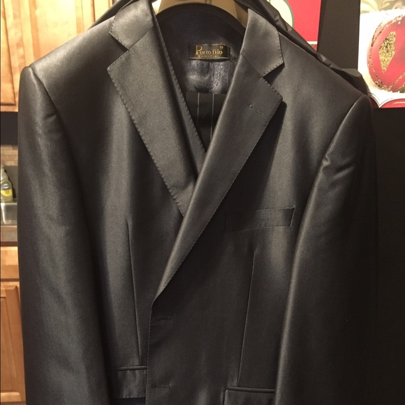 Men's Gray Three Piece Suit